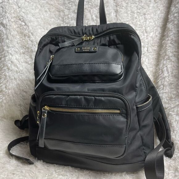 Tutilo New York nylon black medium backpack with padded laptop compartme… - Picture 1 of 10